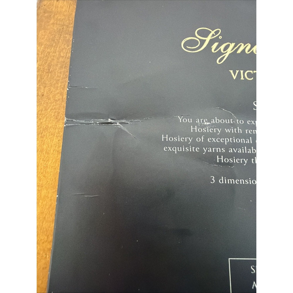 Victoria's Secret Signature Gold Sheer Seduction Stockings 15 Denier Black SizeB - Picture 9 of 13
